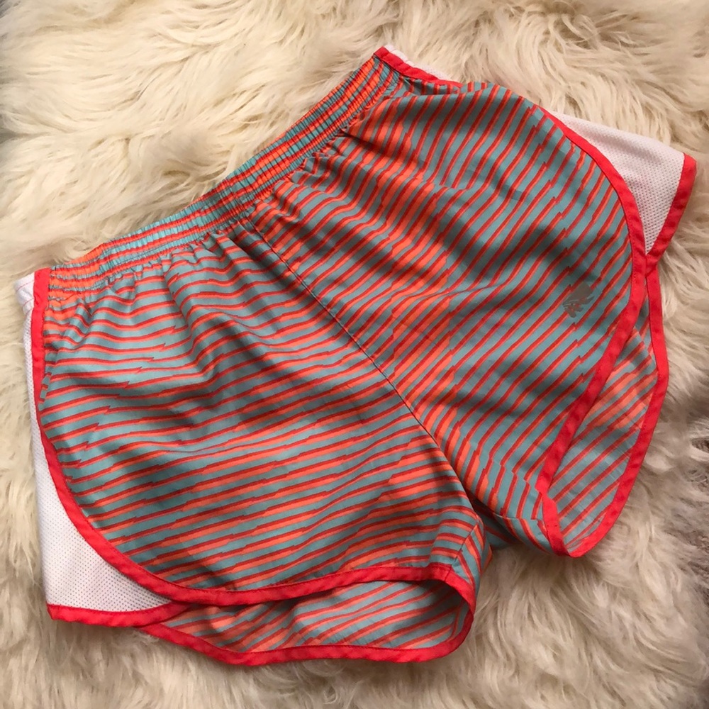 Marika tek shorts size large